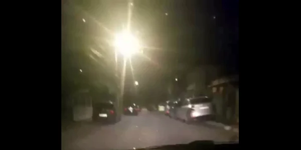 Imagini cu urșii care se plimbă pe străzile din Sibiu în 2023 dar și 2016 Colaj mp4 thumbnail png