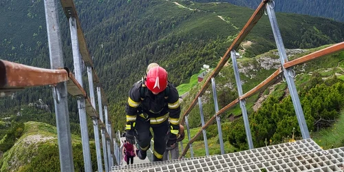 pompieripetoacaa3 jpg