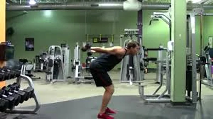 Dezvoltă-ți musculatura în mod rapid cu benzile suspendate