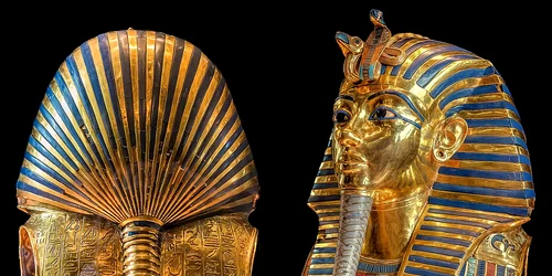 Masca lui Tutankhamon (© Tarek Heikal / Wikimedia Commons)