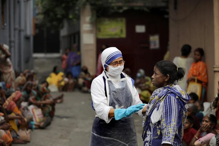 India a înregistrat peste 350.000 de cazuri de COVID-19 în ultimele 24 de ore FOTO EPA-EFE