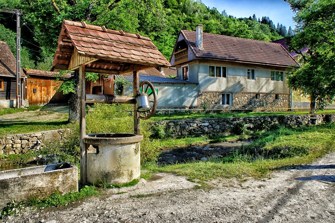 Românii care pot primi 1.900 de euro pentru apă și canalizare