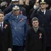 Nicușor Dan Ilie Bolojan la Parada de 1 decembrie 2025 de la Arcul de Triumf FOTO Captură video Facebook / Nicușor Dan