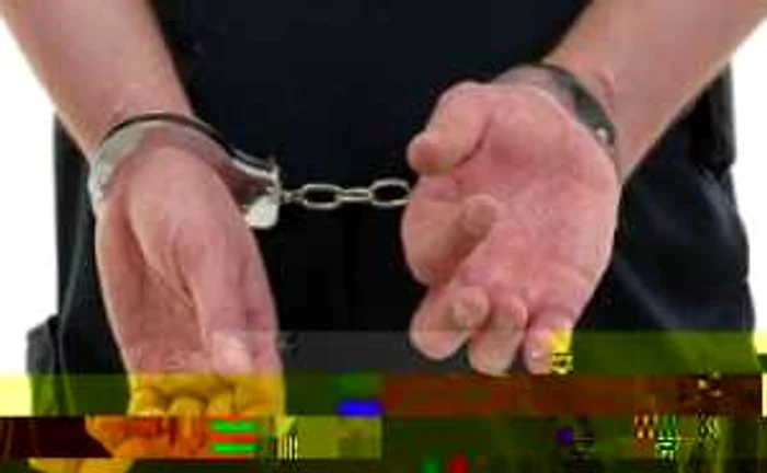 Tânărul a fosr reţinut pentru 24 de ore