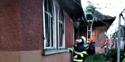 cluj casa incendiu campia turzii. foto isu cluj