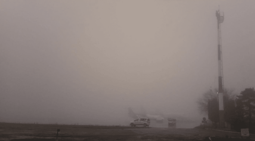 Ceața oprește circulația avioanelor. Curse amânate pe Aeroportul Internațional Iași