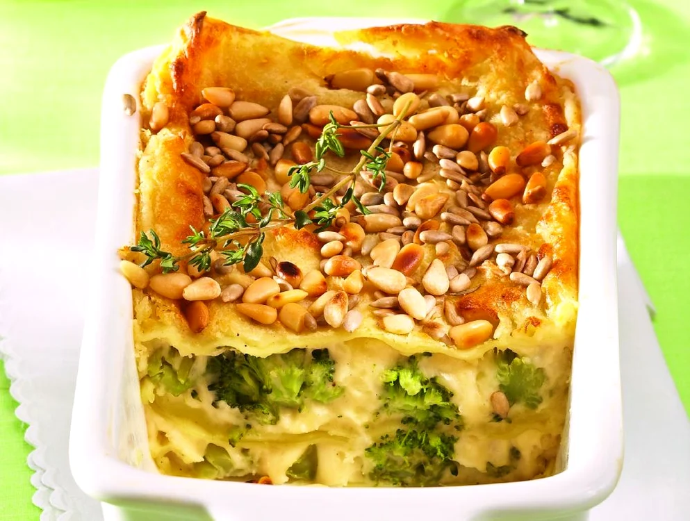 lasagna broccoli si cascaval jpeg