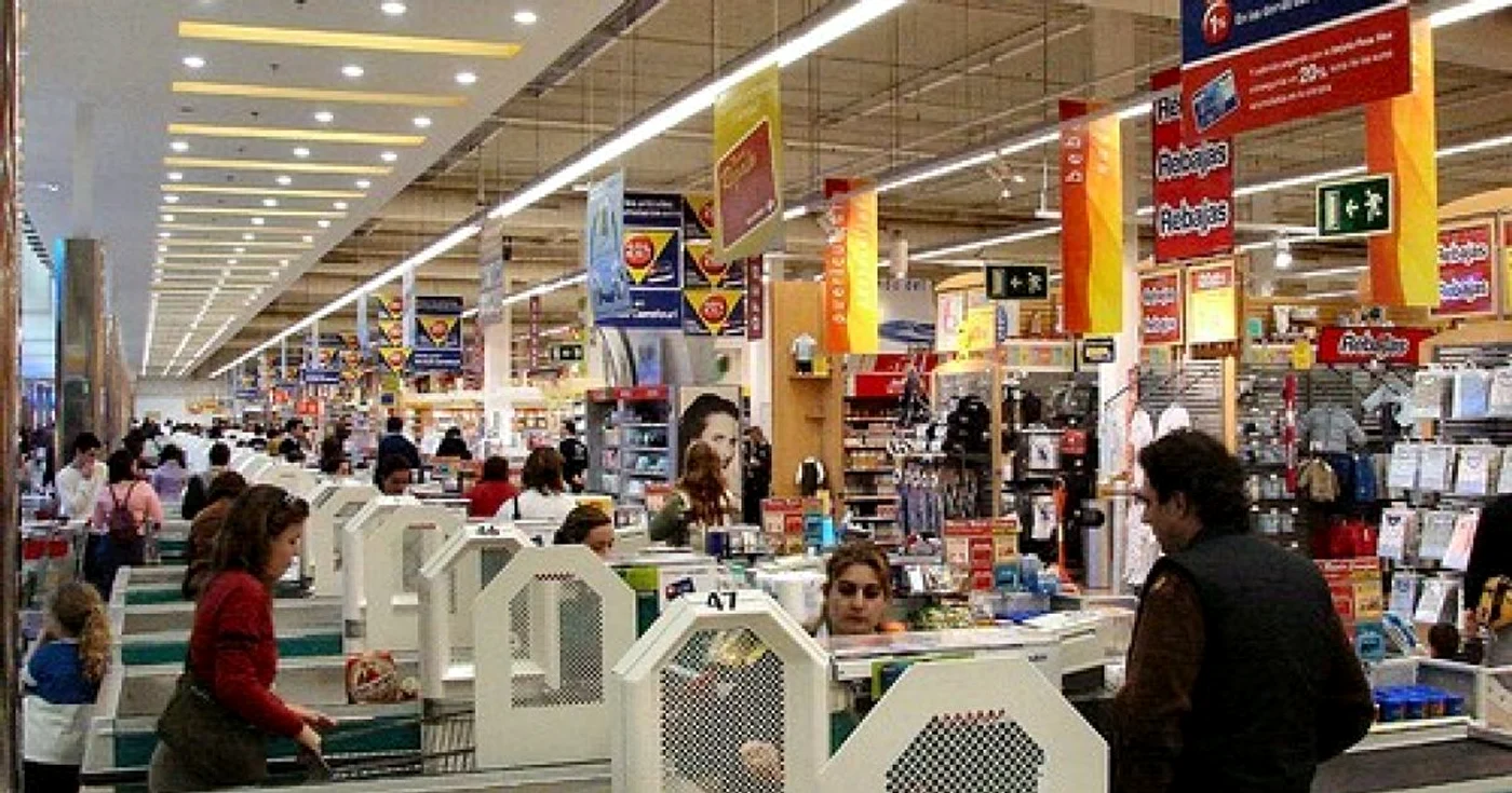 Penescu vinde şi închiriază spaţiile - Revista presei economice