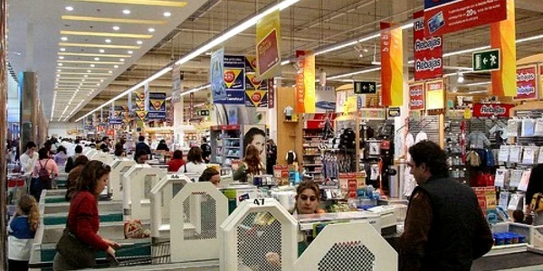 Penescu vinde şi închiriază spaţiile - Revista presei economice