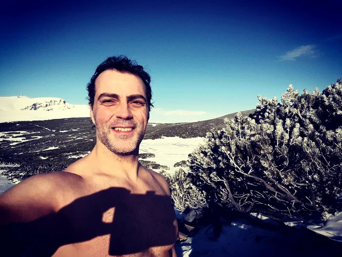 Oltin Hurezeanu se “bucură” de Alice în filmul “Palatul Pionierilor”