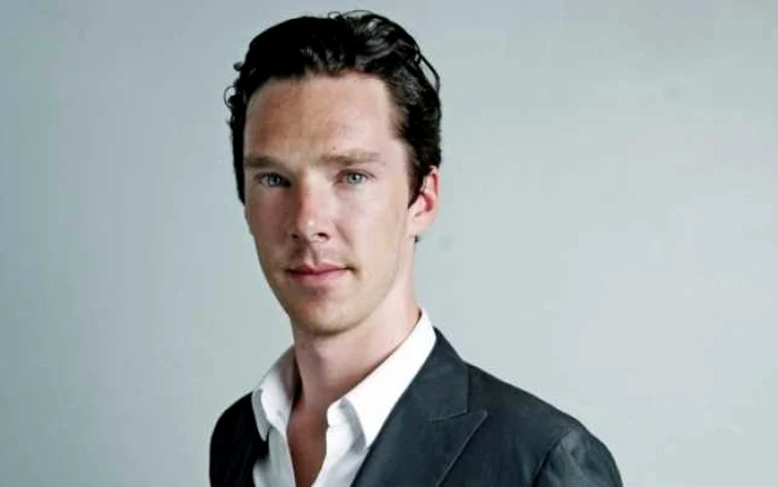 Benedict Cumberbatch din serialul "Sherlock" joacă rolul lui Julian Assange  FOTO axn.com