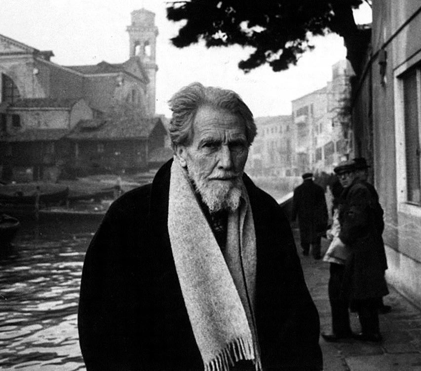 Ezra Pound_foto_Walter Mori (Mondadori Publishers)-Wikimedia Commons- via pennyspoetry.fandom.com/