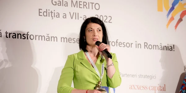 Anca Dediu invatoare Merito FOTO proiectulmerito.ro
