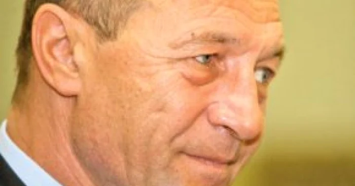 Braşov: Traian Băsescu, „supervisor” la exportul de tractoare