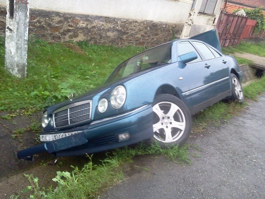 accident leo cosma