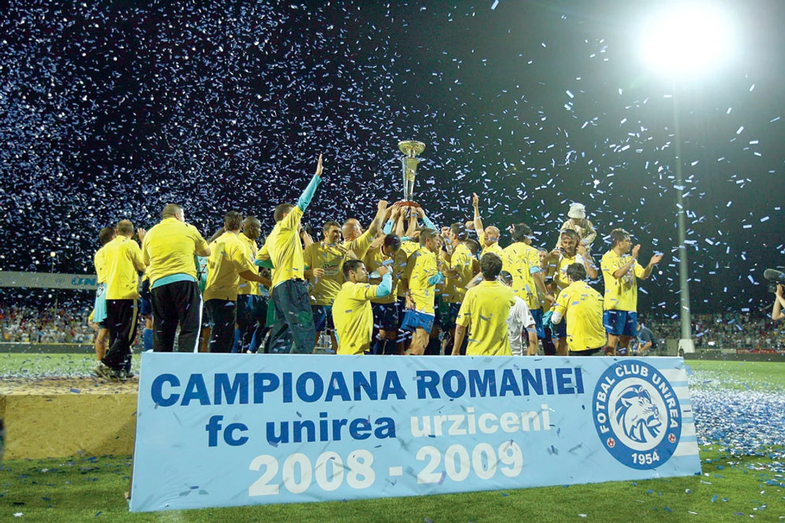 
    Unirea Urziceni: Campioană în 2009; Desfiinţată în 2011Foto: Mediafax  