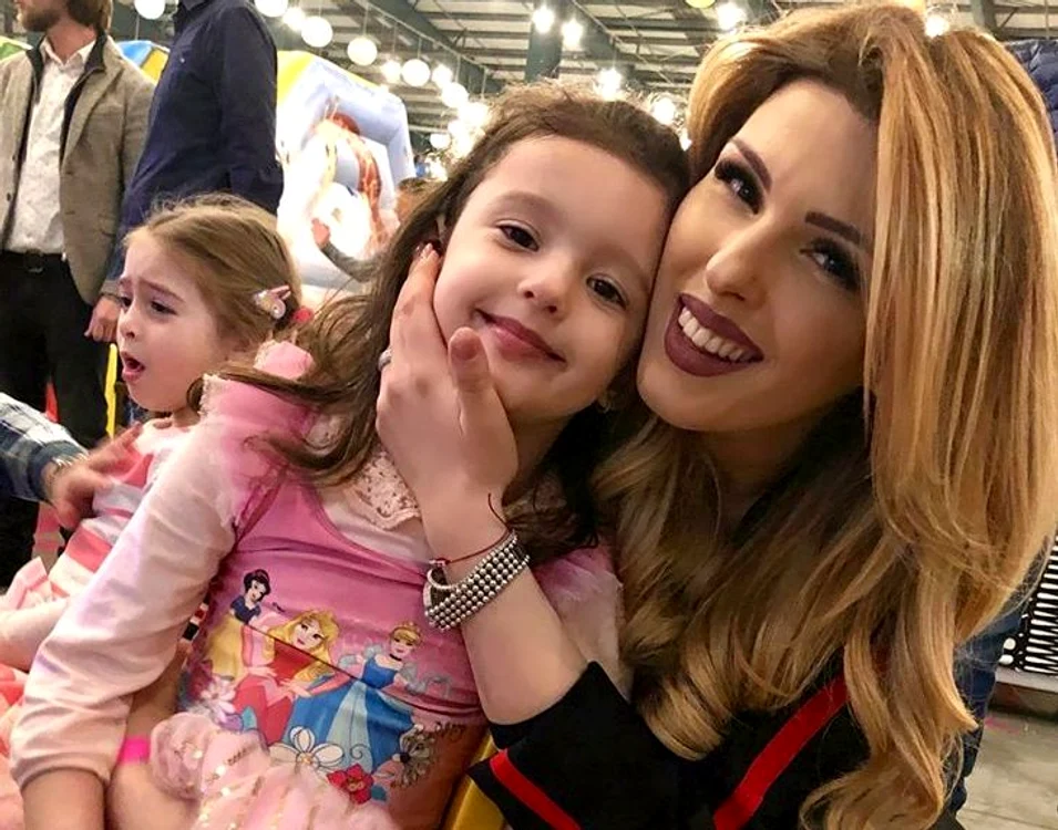 Diana Bişinicu i-a organizat fetiţei ei, Riana, o petrecere superba la împlinirea vârstei de 7 ani