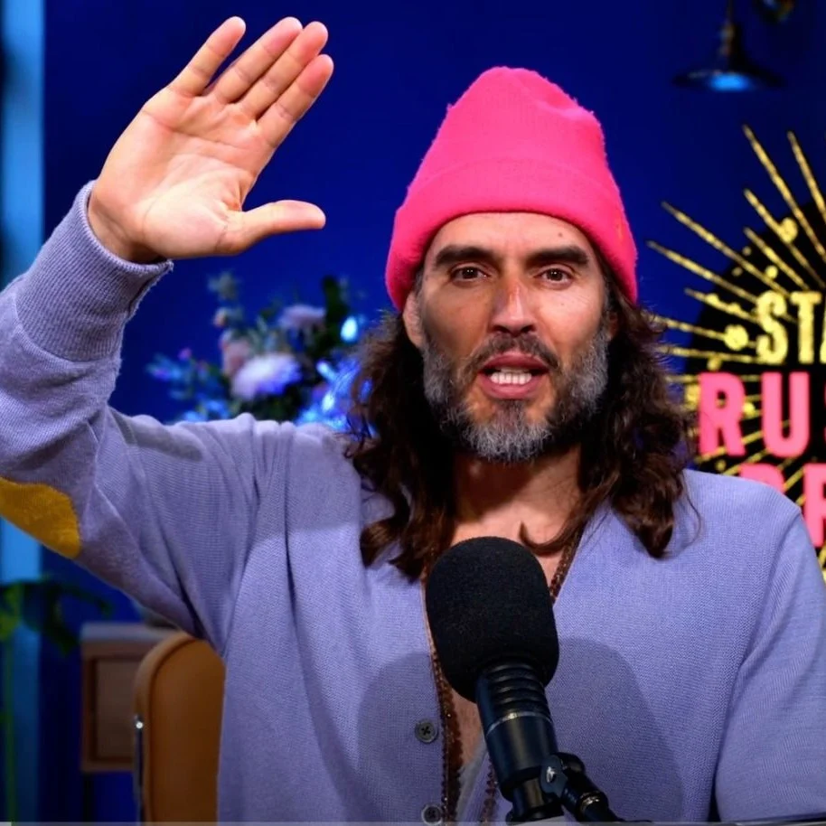 Actorul britanic Russell Brand, acuzat de noi infracțiuni de viol și agresiune sexuală