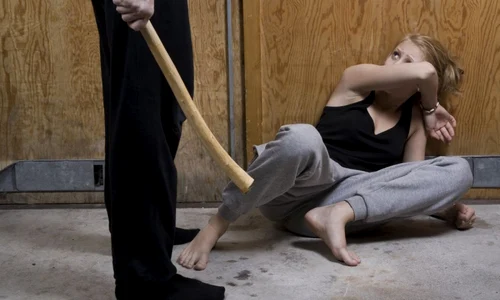 violenta domestica femeie batuta FOTO Shutterstock