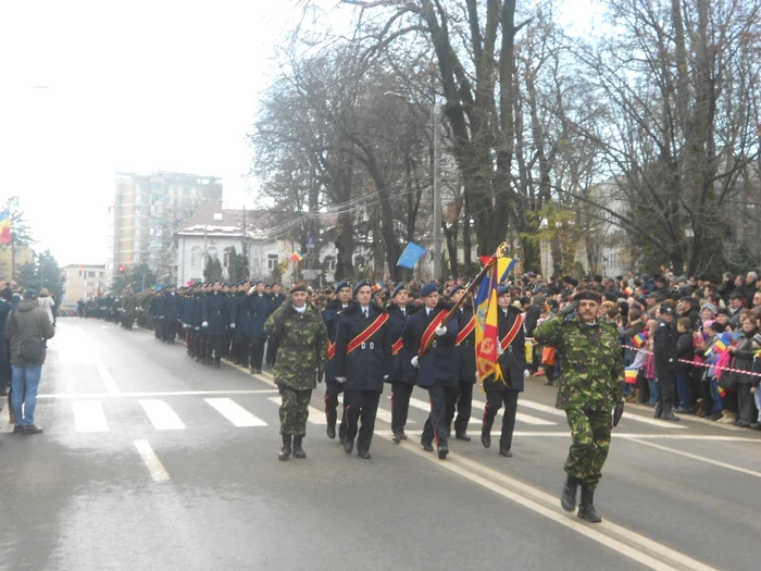 Peste 10.000 de suceveni au sărbătorit Ziua Naţională a României. FOTO Dănuţ Zuzeac