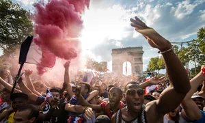 franta champs elysees 0 jpeg