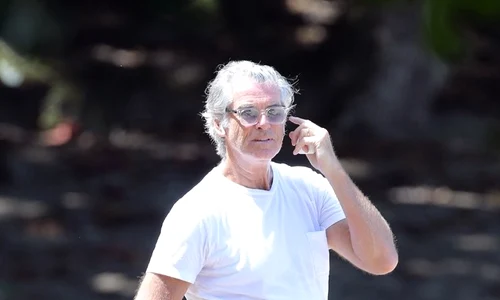 Pierce Brosnan, 66 de ani, a albit complet jpeg
