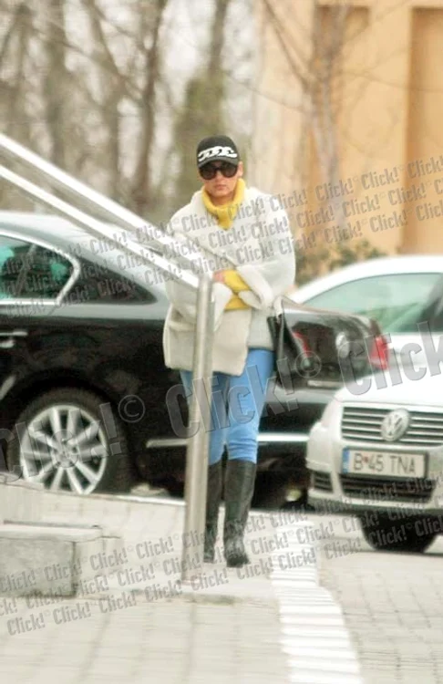 Lavinia şi Ştefan sunt oficial iubiţi din septembrie, dar Click! a prezentat dovezi că cei doi se întâlneau în secret încă din octombrie 2011