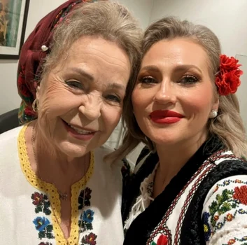 Mirela Vaida și Mioara Velicu au mers la colindat în Dublin foto: Instagram 