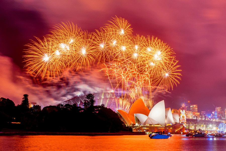 Australia a intrat în 2023: imagini cu spectacolul de lumini. Țări care au renunțat la artificii VIDEO 