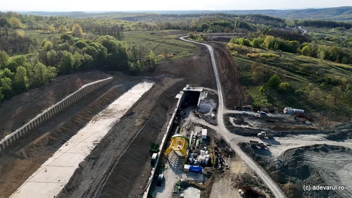 Șantierul Autostrăzii Lugoj Deva  Tunelurile de pe A1 Margina Holdea  Foto Daniel Guță ADEVĂRUL (15) jpg