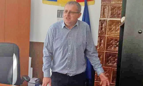 7 primarul din comuna otrilie bogdan davidescu jpeg