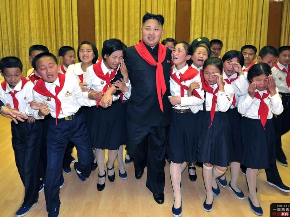 Liderul nord-corean a stopat activitatea vechiului grup al plăcerii în 
2011, ca urmare a decesului tatălui şi predecesorului lui, Kim Jong-il. FOTO konbini.com