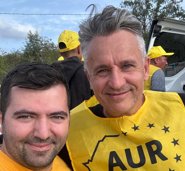 Deputat AUR Tiberiu Boşutar sub control judiciar după acuzaţii de instigare publică | sursa foto: Adevarul Deputat AUR Tiberiu Boşutar sub control judiciar după acuzaţii de instigare publică | sursa foto: Adevarul