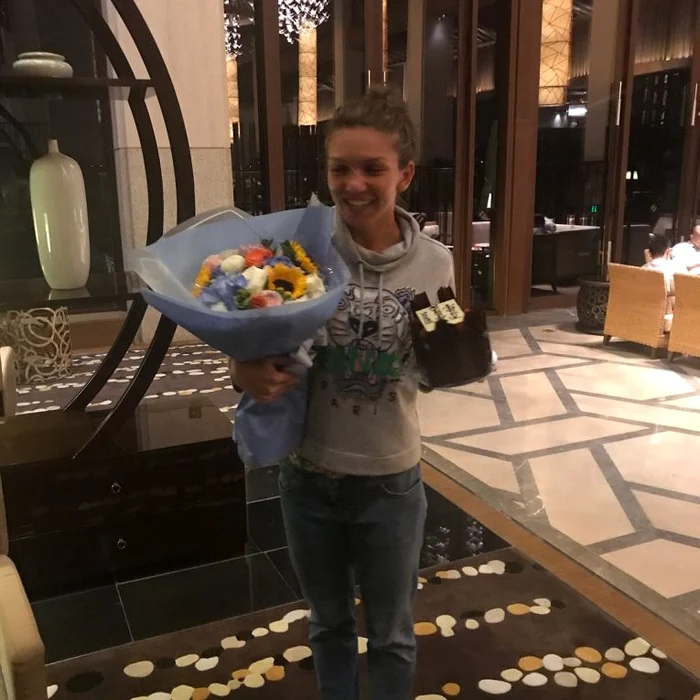 Simona Halep, cu cadourile primite de ziua ei la Wuhan