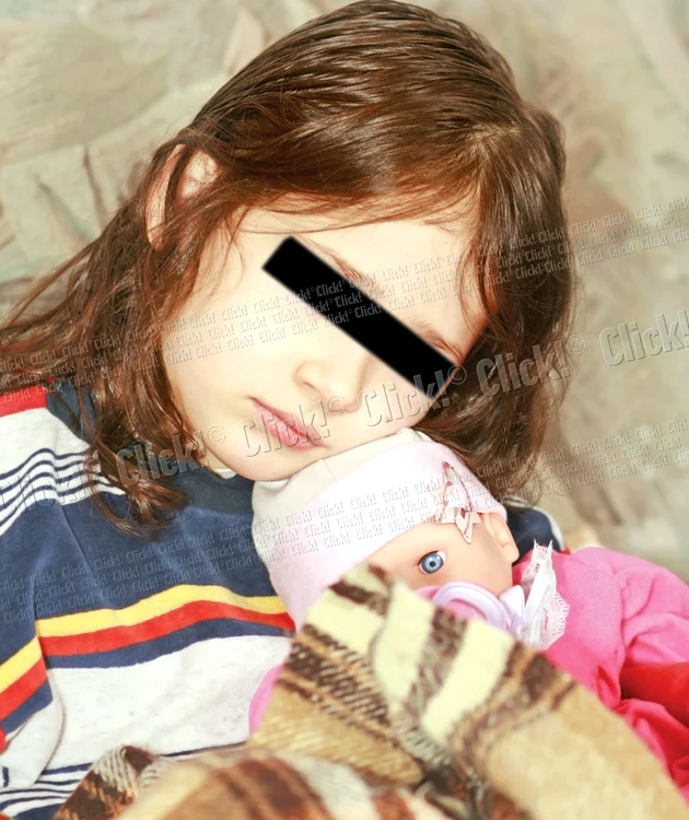 Fetiţa de 7 ani şi-a văzut tatăl cum a ucis-o pe mama ei (fotografii: Ramona Găină)