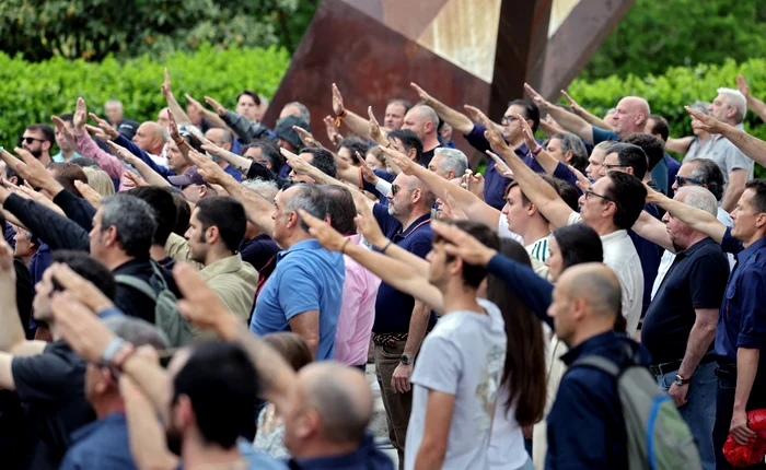 Neonazismul își găsește tot mai mulți adepți în toată Europa. FOTO: AFP