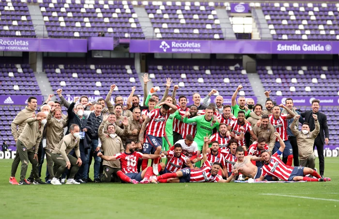 Jucătorii lui Atletico Madrid au sărbătorit câștigarea titlului grație golului marcat de Luis SuarezFoto: Guliver / GettyImages