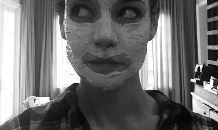 Katie Holmes jpeg