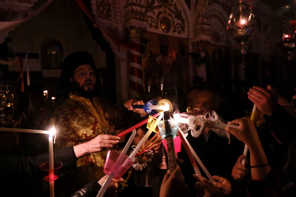 Când cade Paștele în 2026: date diferite pentru catolici și ortodocși. Zile libere legale în România