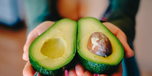 1 masca anti imbatranire cu avocado jpg jpeg
