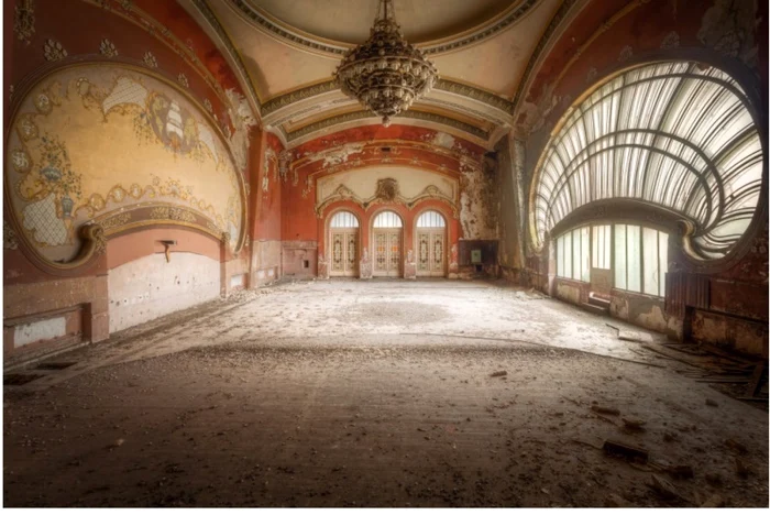 Ruina Cazinoului FOTOGRAFII http://petapixel.com/