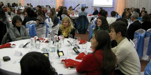 Programul este organizat pe trei secţiuni. Foto arhivă