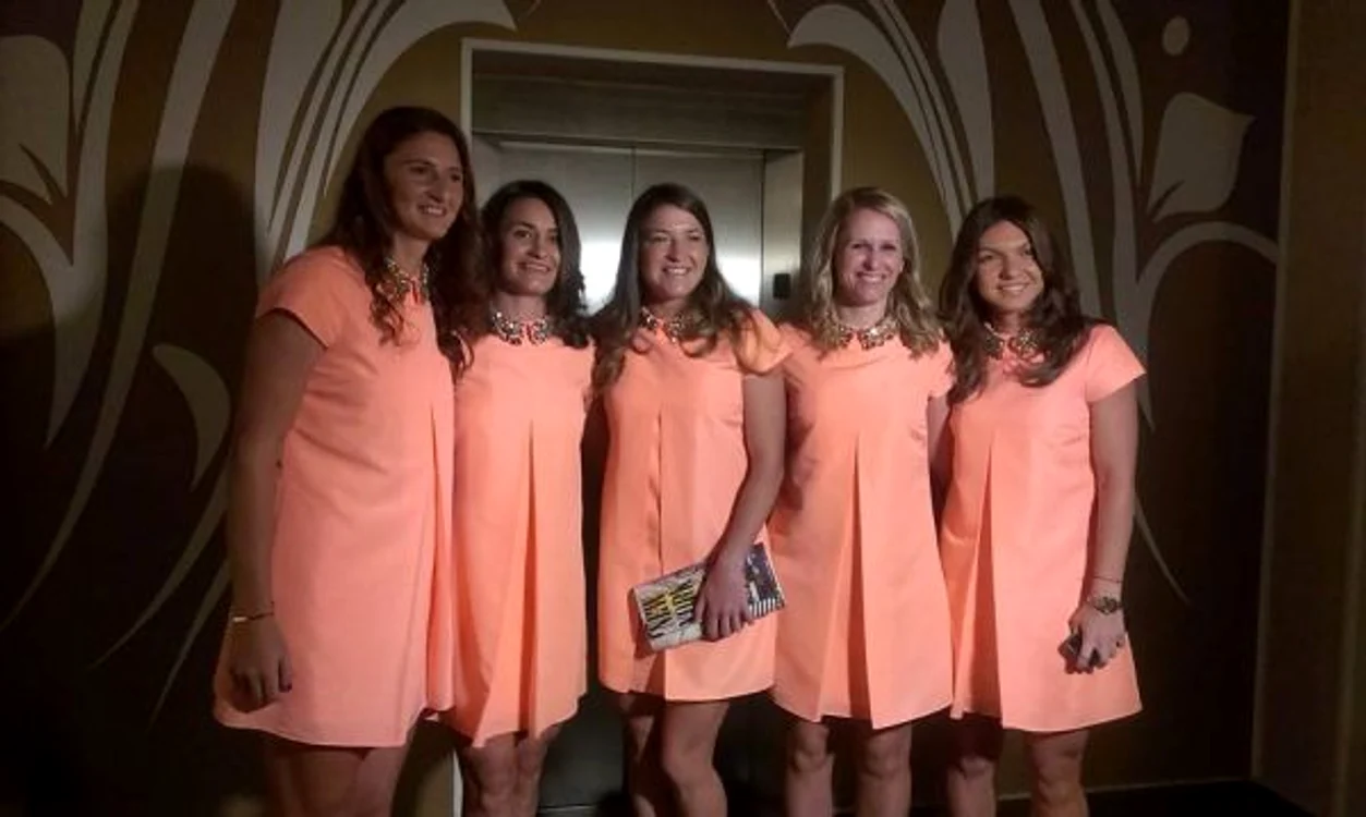 
    Echipa Romaniei de Fed Cup, la dineul oficialFoto: Facebook  