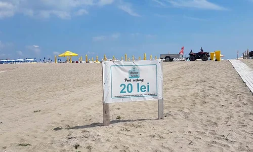 Pe plaja Modern din Constanţa, şezlongul se închiriază cu 20 de lei jpeg