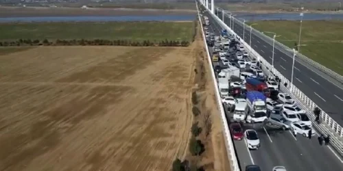 Accident în China  Un camion a intrat într un cortegiu funerar  Foto Captură video Twitter jpg