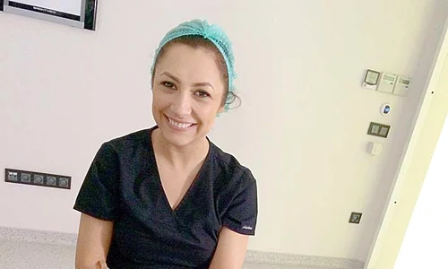 Andra a fost alături de soţul ei la spital jpeg