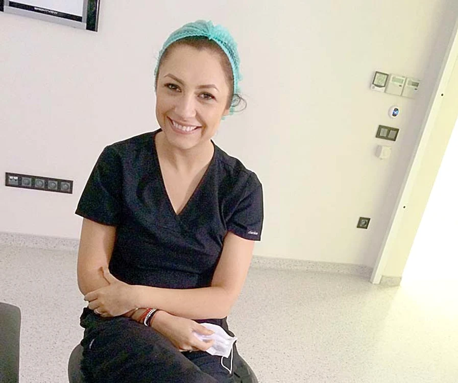 Andra a fost alături de soţul ei la spital