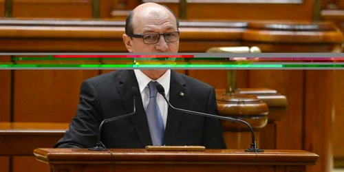 traian basescu foto marian iliescu