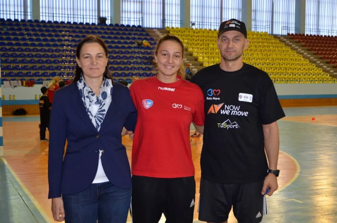 Crina Pintea si sora ei, Andreea Ailincăi