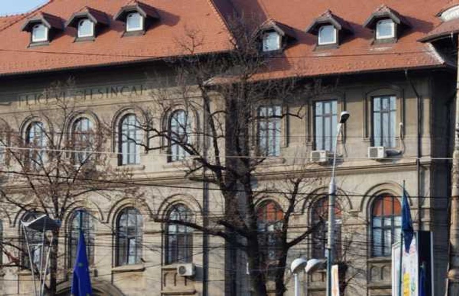 Profesor: Sunt în grevă, pentru protejarea copiilor de asemenea exemplare din rândul „dăscălimii” române 
